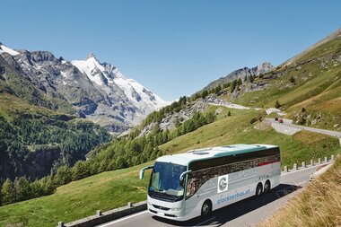 Großglockner Hochalpenstraße, Glocknerbus, Gletscherstraße, Blick auf Großglockner | © grossglockner.at/Michael Königshofer