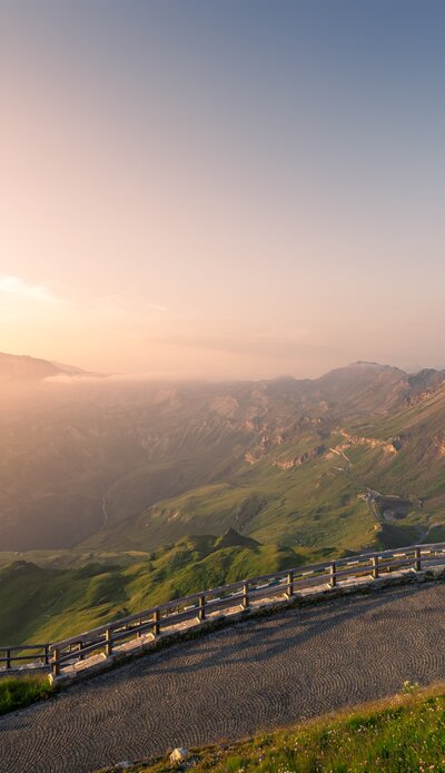 Glocknerroad, sunrise, Edelweiss road | © grossglockner.at/Tobias Steiner