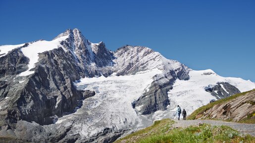 Glocknerroad, Kaiserstein trail with a view of the Grossglockner | © grossglockner.at/Michael Koenigshofer